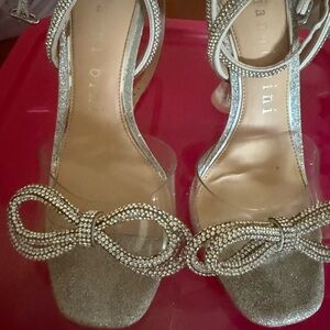 Gianni Bini Silver Rhinestone Bow Heels